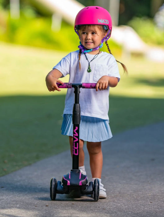 Madd Gear Zinger 3 Wheeled Scooter - Pink Scooter Madd Gear 